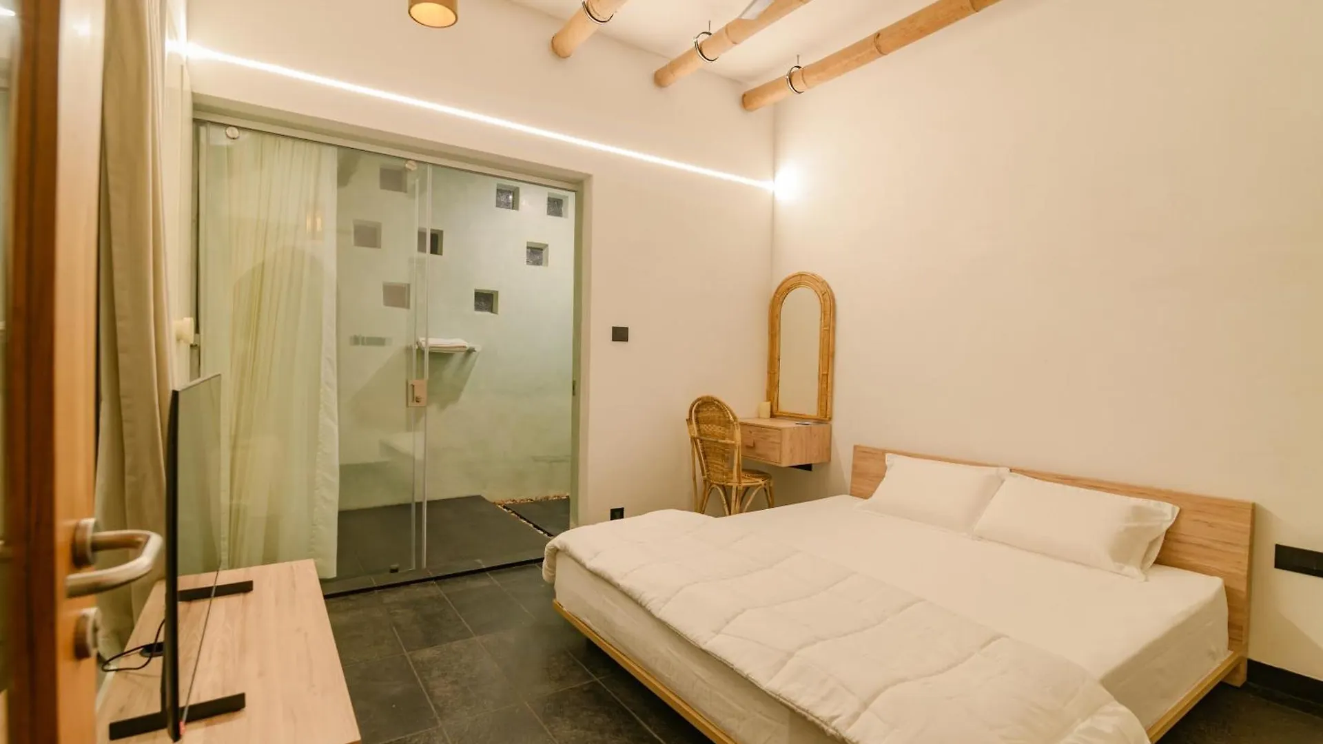 Thira Beach Home Thanniyam 0*,